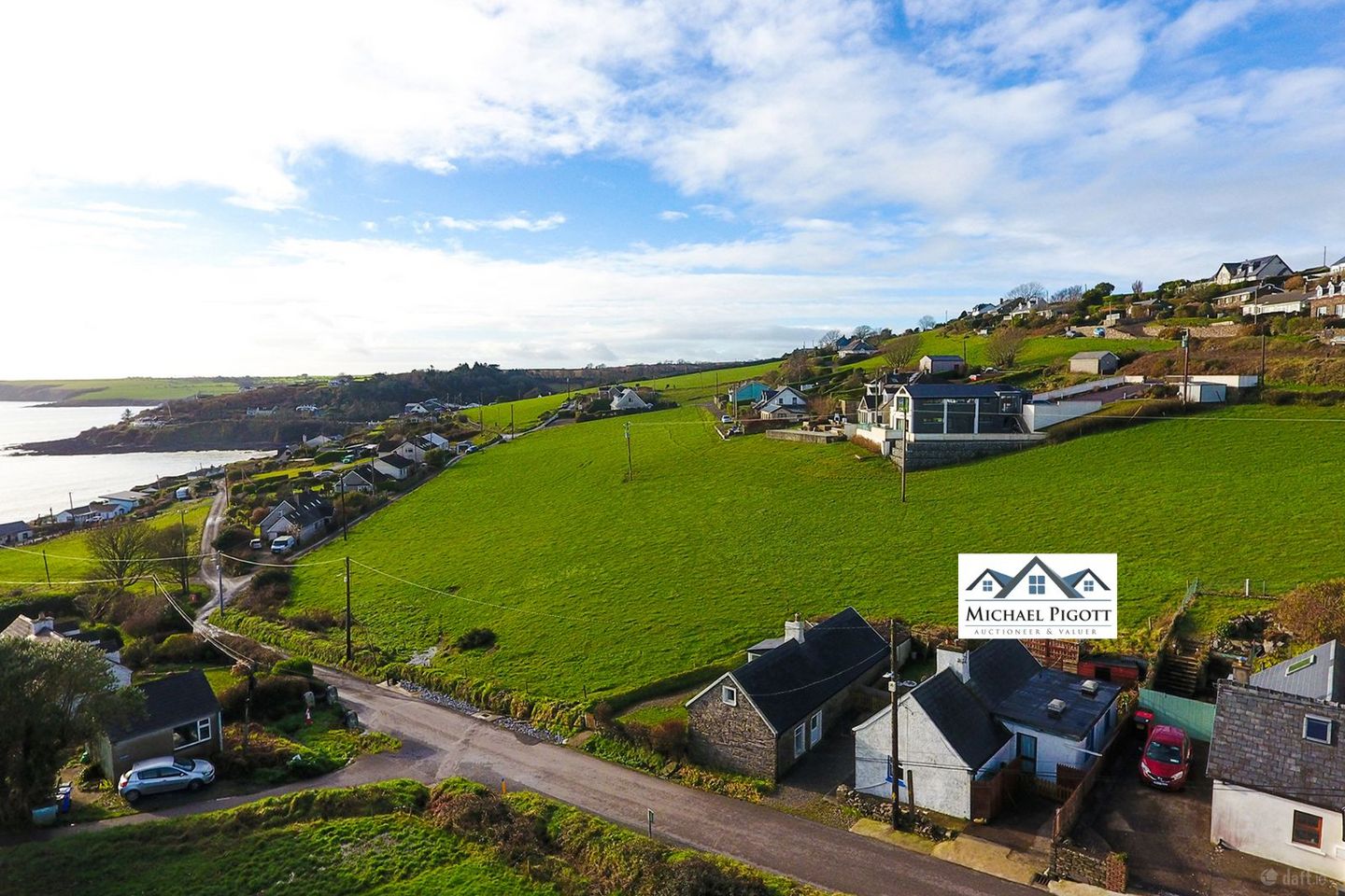 Inisfree, Fennell'S Bay, Ballinluska, Co. Cork, P43TE28