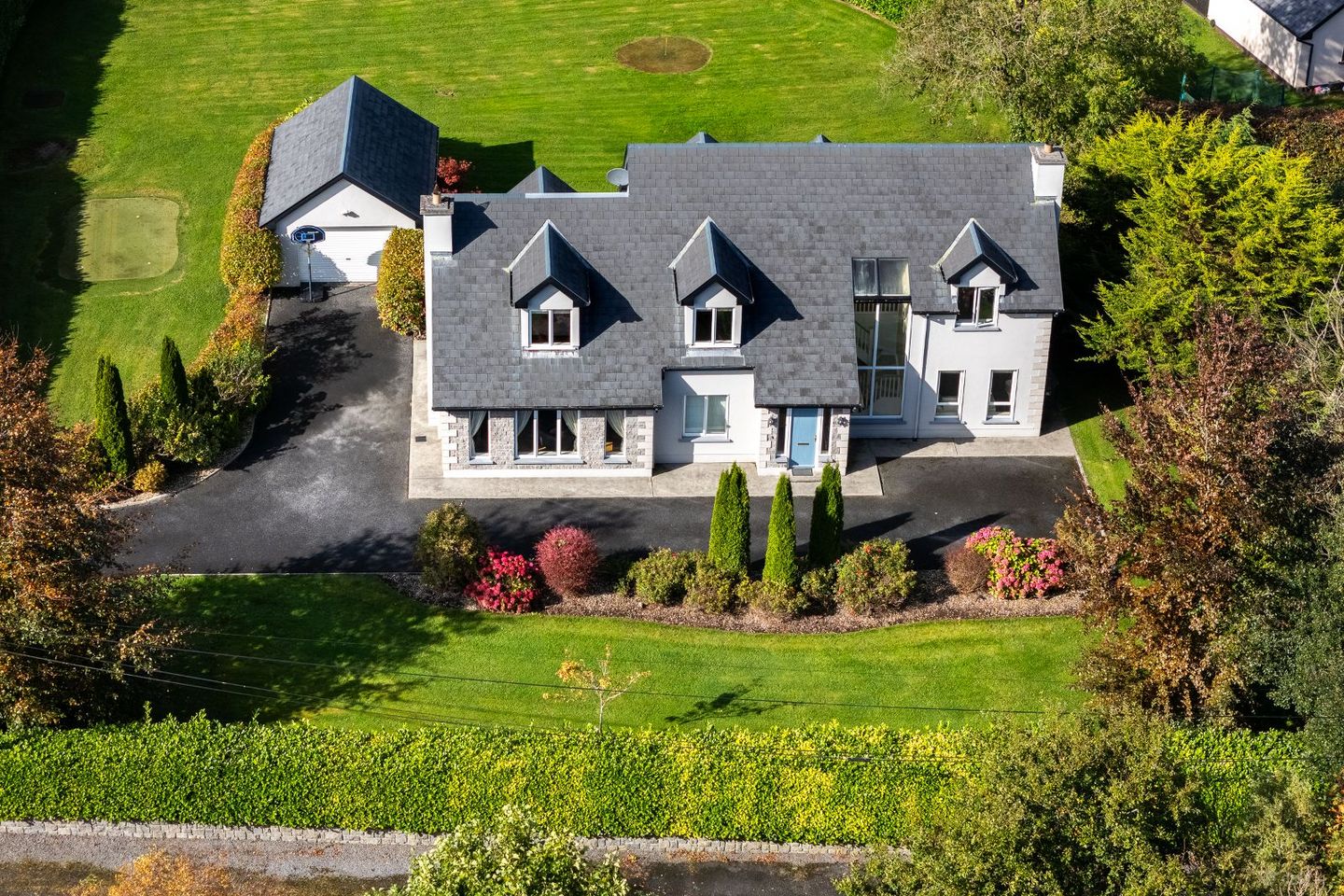 1 Cluain R, Barry More, Kiltoom, Co. Roscommon, N37E8Y2