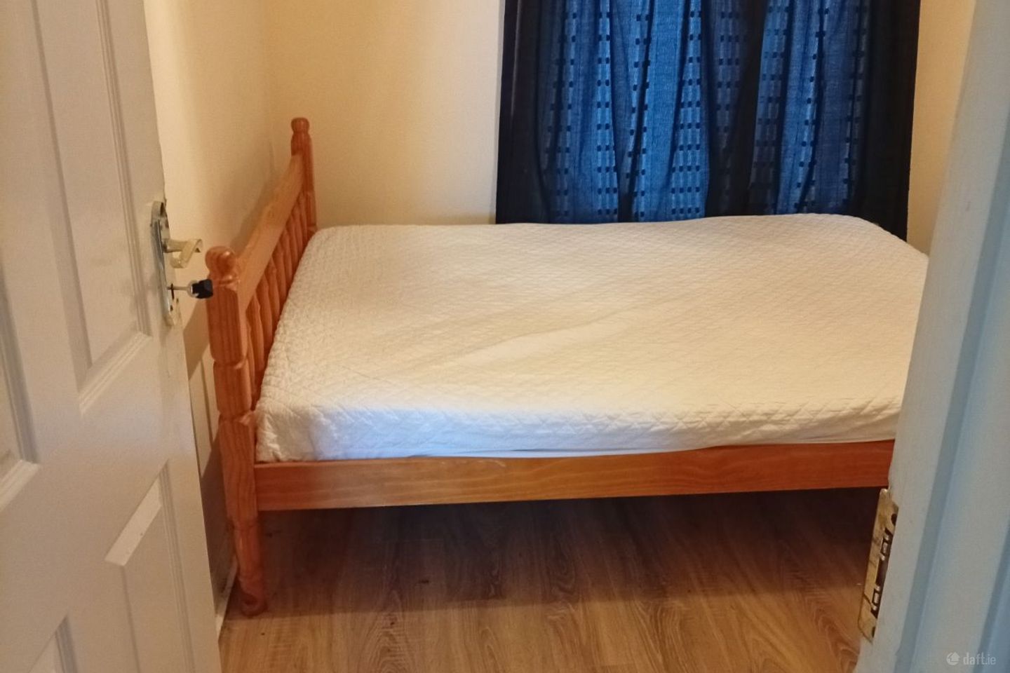 28 College Park, Letterkenny, Co. Donegal