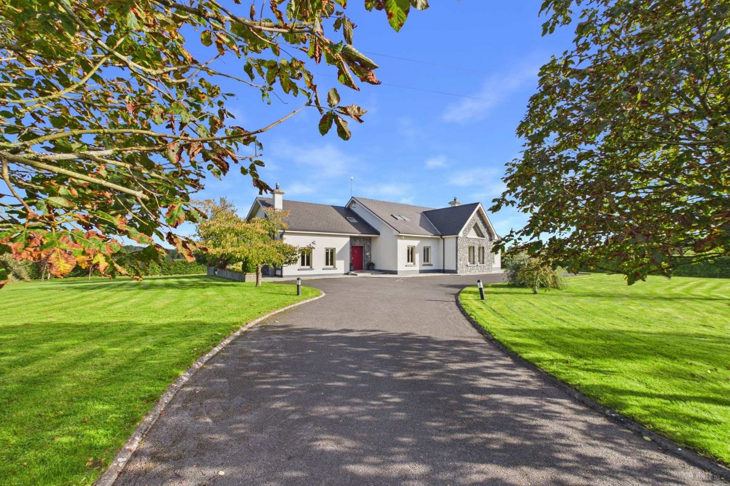Cahertinny, Loughrea, Co. Galway, H62XH77
