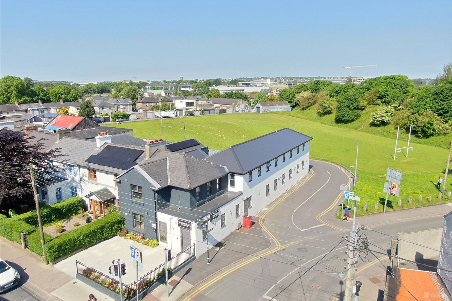 Woodquay Townhouse, 20 Walsh's Terrace, Woodquay, Galway, H91CK1V