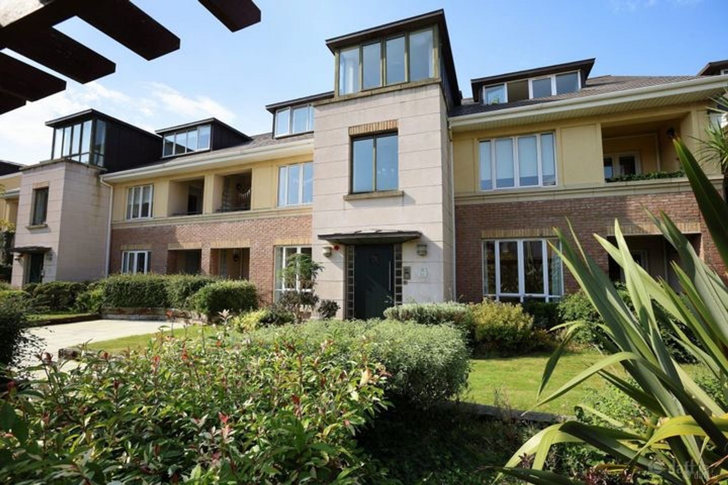 Linden Square, Grove Avenue, Blackrock, Co. Dublin, Stillorgan, Co. Dublin