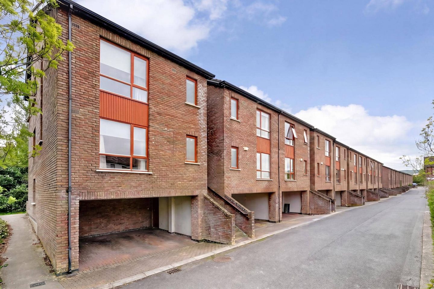 21 Hunters Green, Ballycullen, Dublin 24