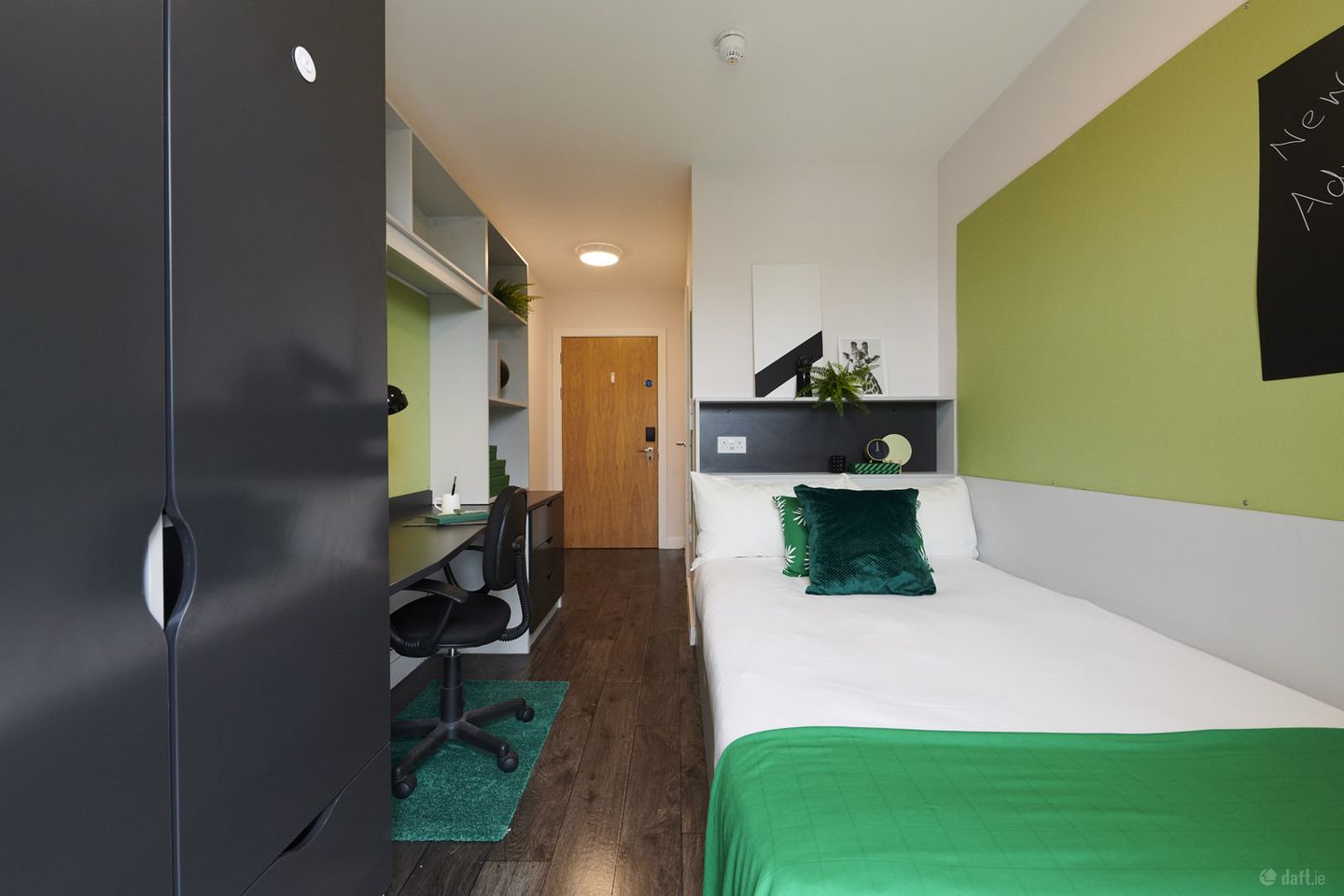 Bronze Ensuite- 51 & 41 weeks, Binary Hub, Bonham Street, Dublin 8