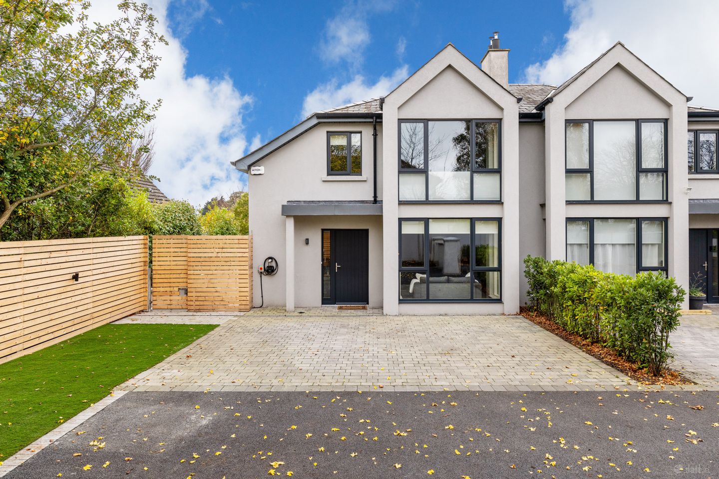 1 The Moorings, Seacourt, Clontarf, Dublin 3, D03TF86