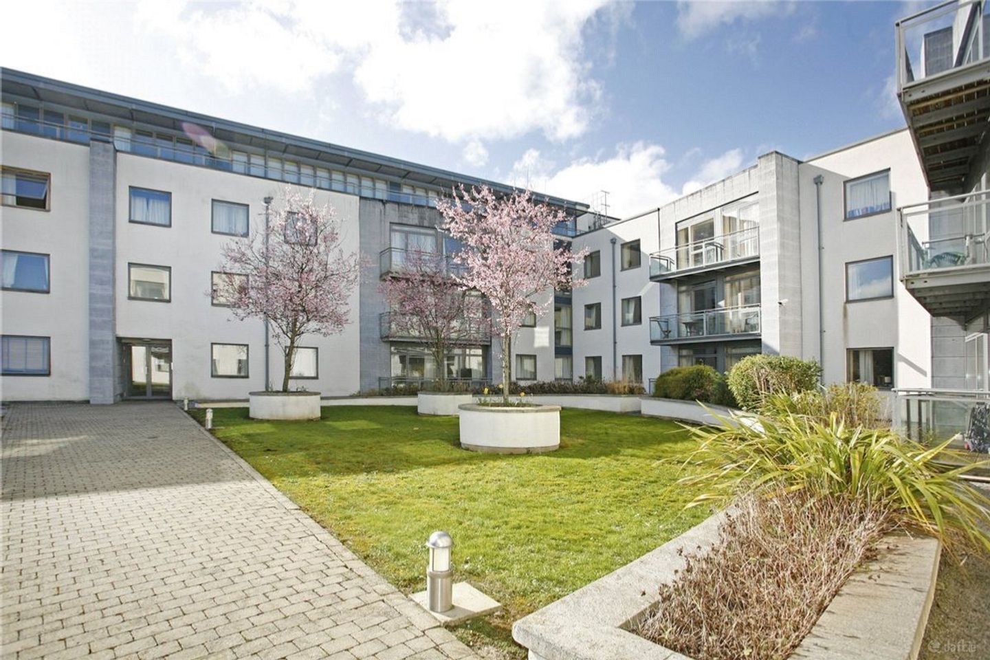 Lansdowne Hall, O'Callaghan Strand, North Circular Road, Co. Limerick