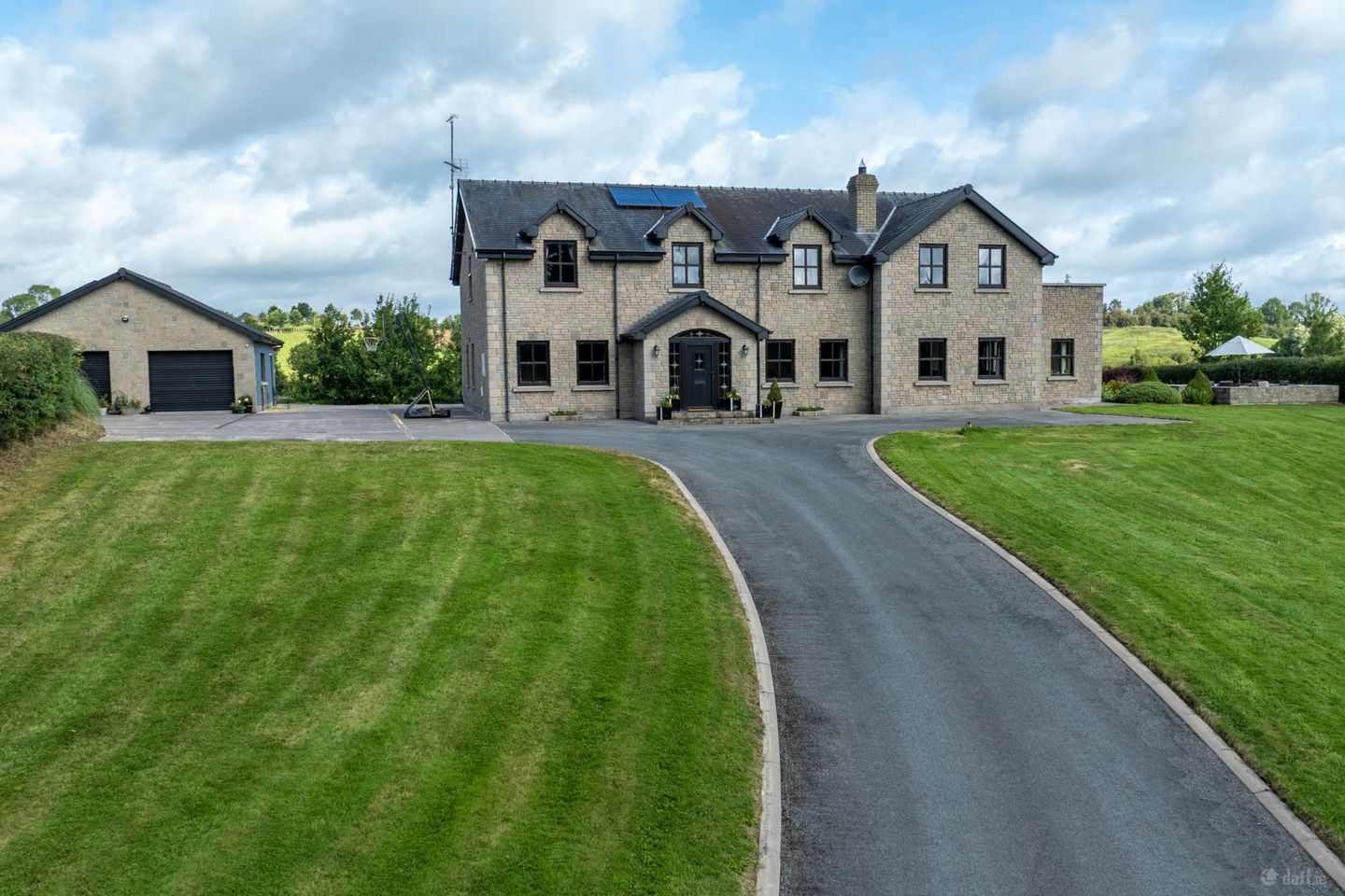 Oakland House, Coolnalong, Clones, Co. Monaghan, H23Y956