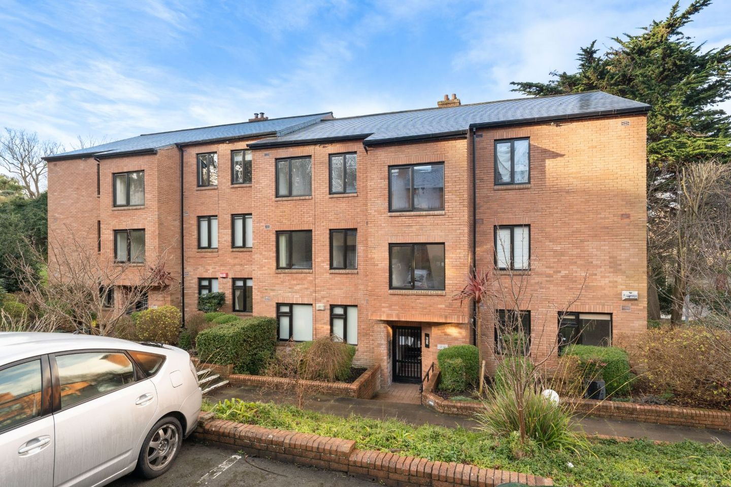 Apartment 9, Packenham, Sloperton, Monkstown, Co. Dublin, A96KW14