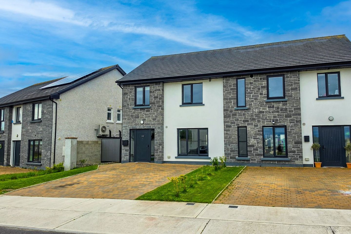 13 Lus Na Greine, Monksland, Athlone, Co. Roscommon, N37W5P0