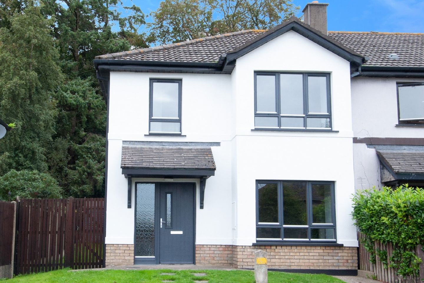15 The Park, Clonattin Village, Gorey, Co. Wexford, Y25FD71