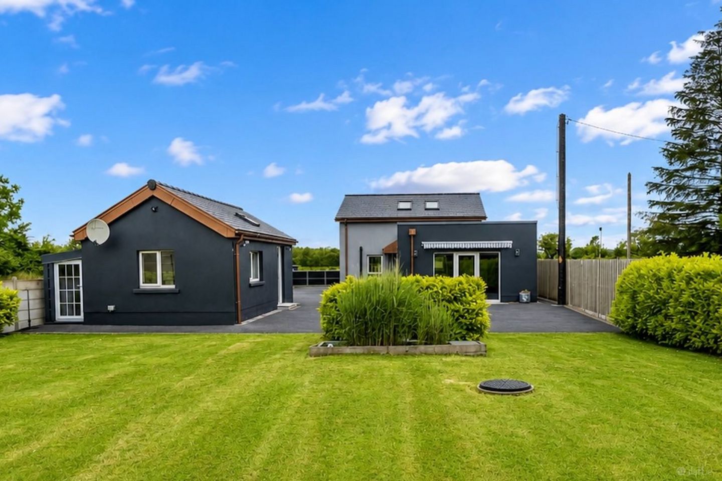 Railway House, Cloonrane, Ballindine, Milltown, Co. Galway, F12A702