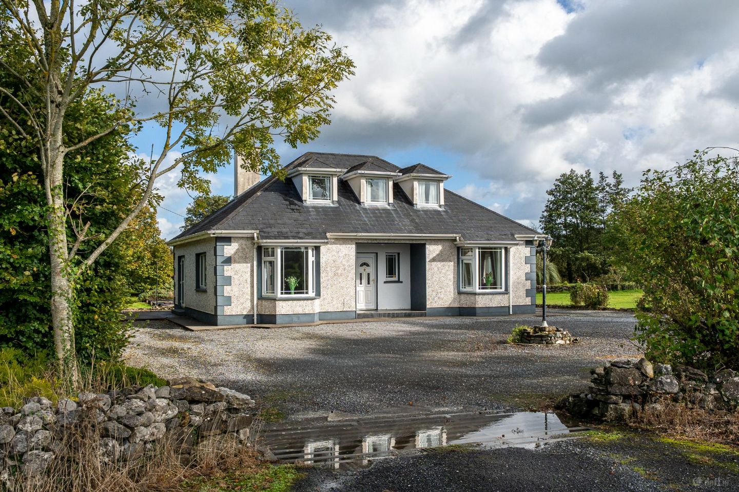 The Avenue, Ballyclare, Ferbane, Co. Offaly, R42VE40