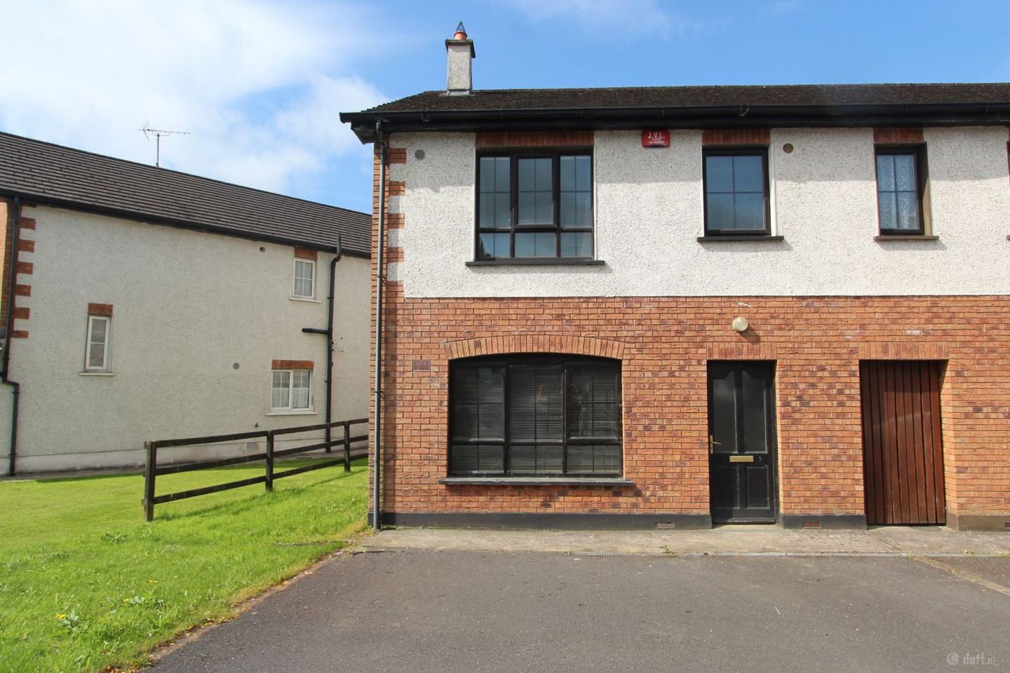 3 Crescent Hill, Castleblayney, Co. Monaghan, A75XF63