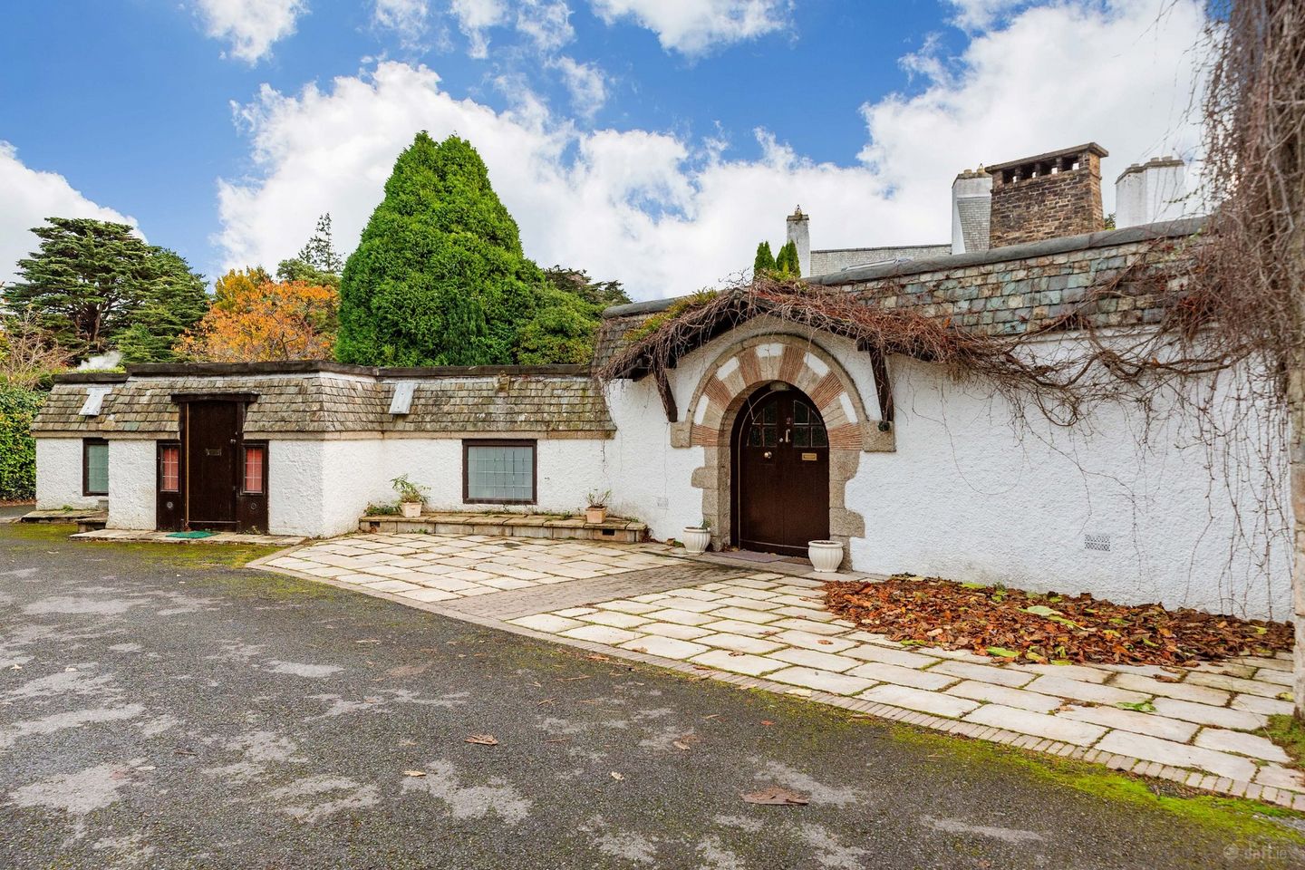 2 Kilteragh Pines, Off Westminster Road, Foxrock, Dublin 18, D18Y029