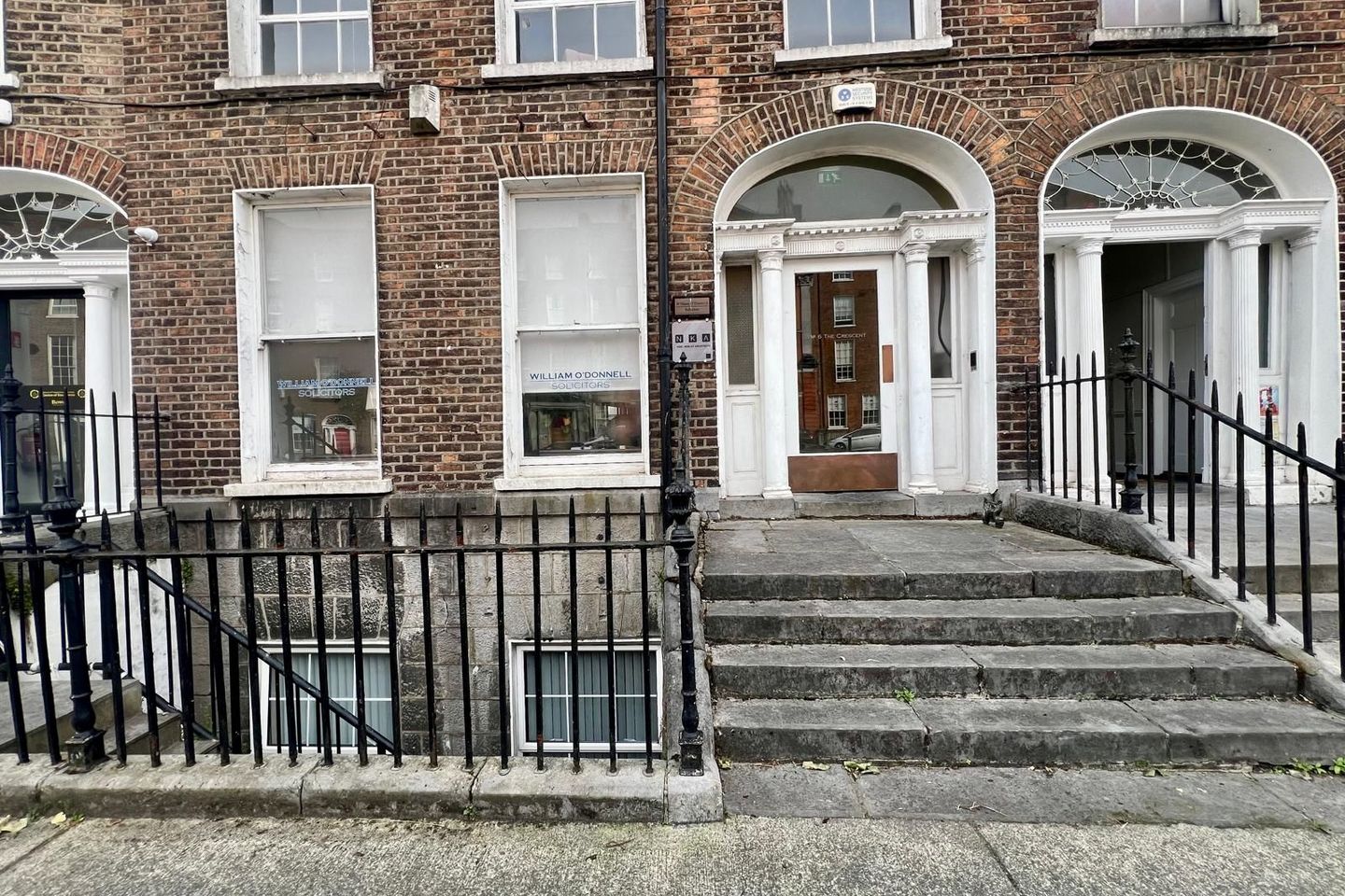 First Floor, 6 The Crescent, Limerick, Limerick City Centre, Co. Limerick