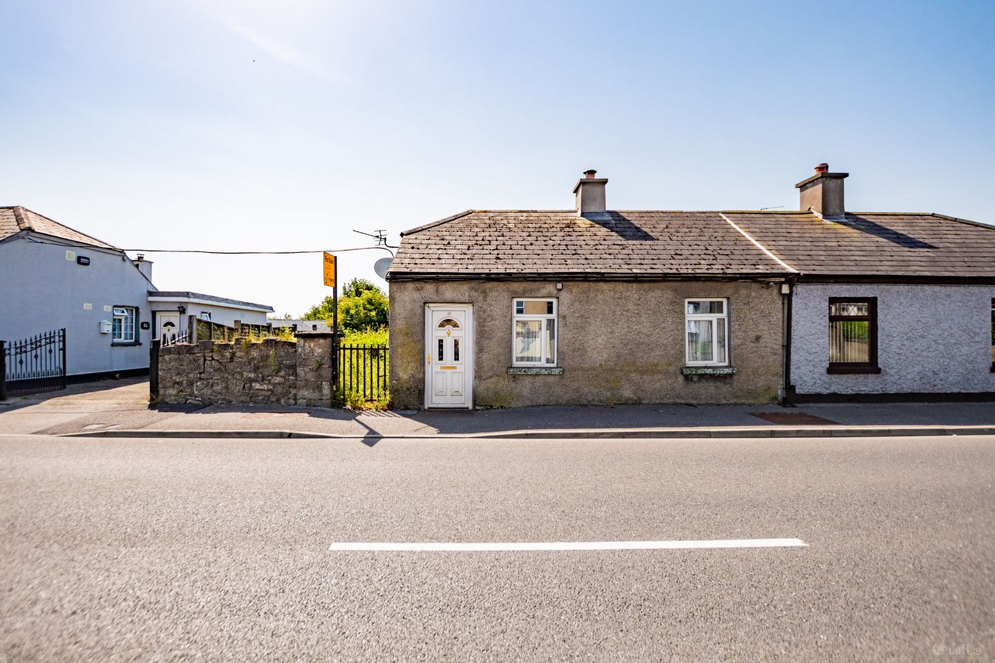 17 Valley Cottages, Patrick Street, Mullingar, Co. Westmeath, N91P2K6