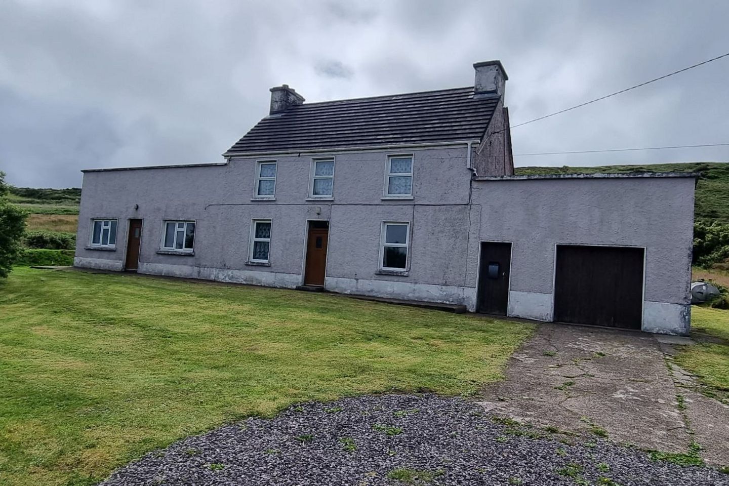 Ballyferriter Village, Dingle, Co. Kerry, V92NY1X