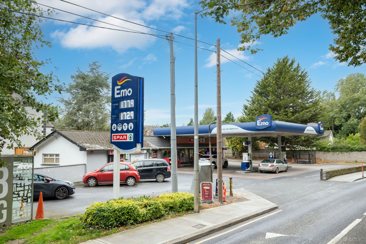 Hollystown Filling Station, Hollystown, Dublin 15