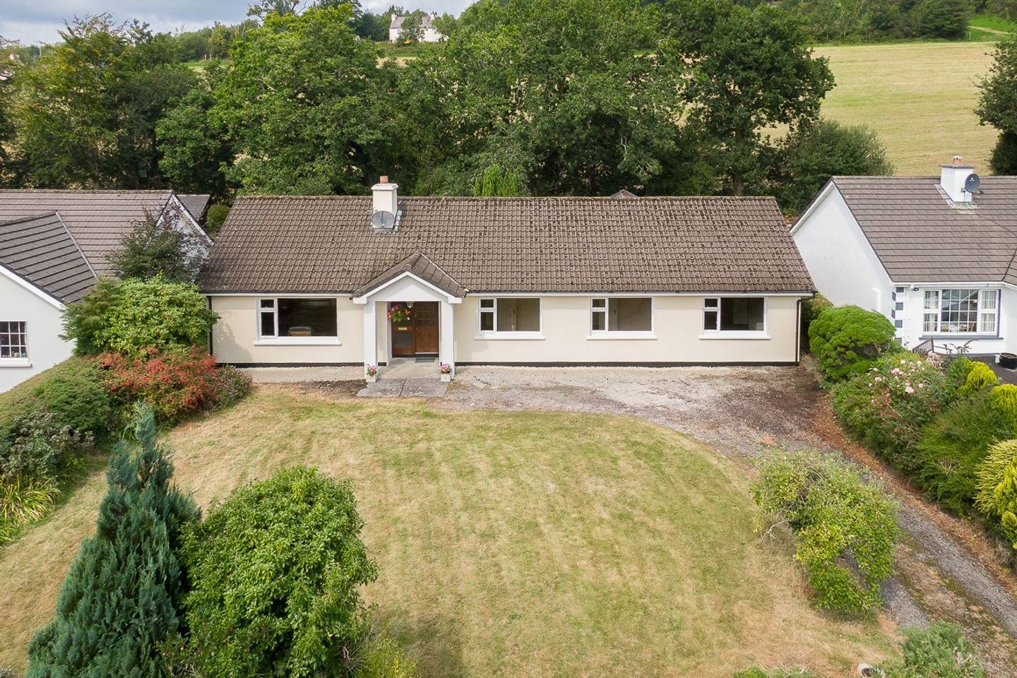 3 Oaklands, Kenmare, Co. Kerry, V93KP49