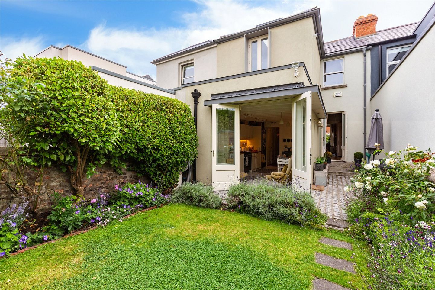 37 Londonbridge Road, Sandymount, Dublin 4, D04YW68