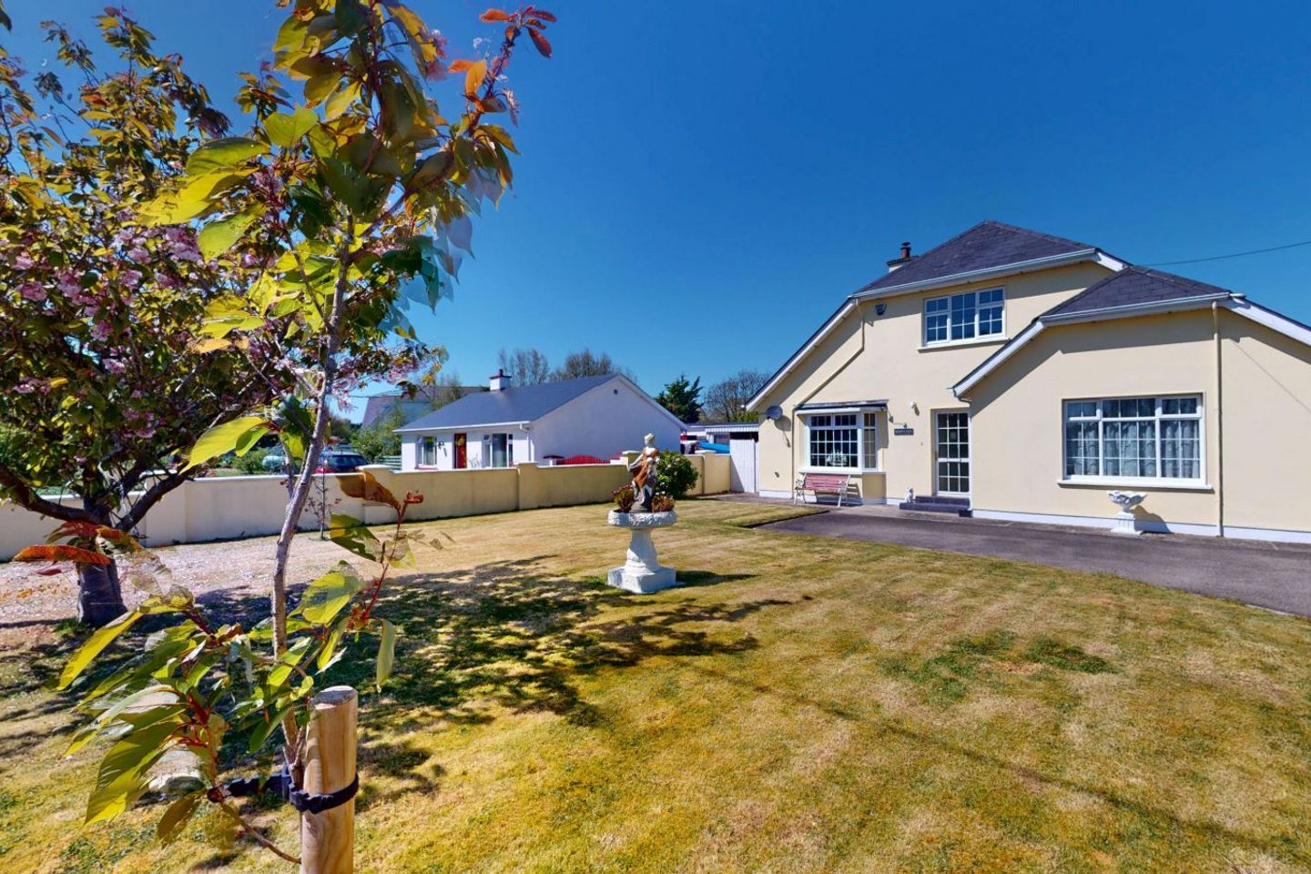 Mooncoin House, Ballygillane Big, Rosslare Strand, Co. Wexford, Y35F9X4