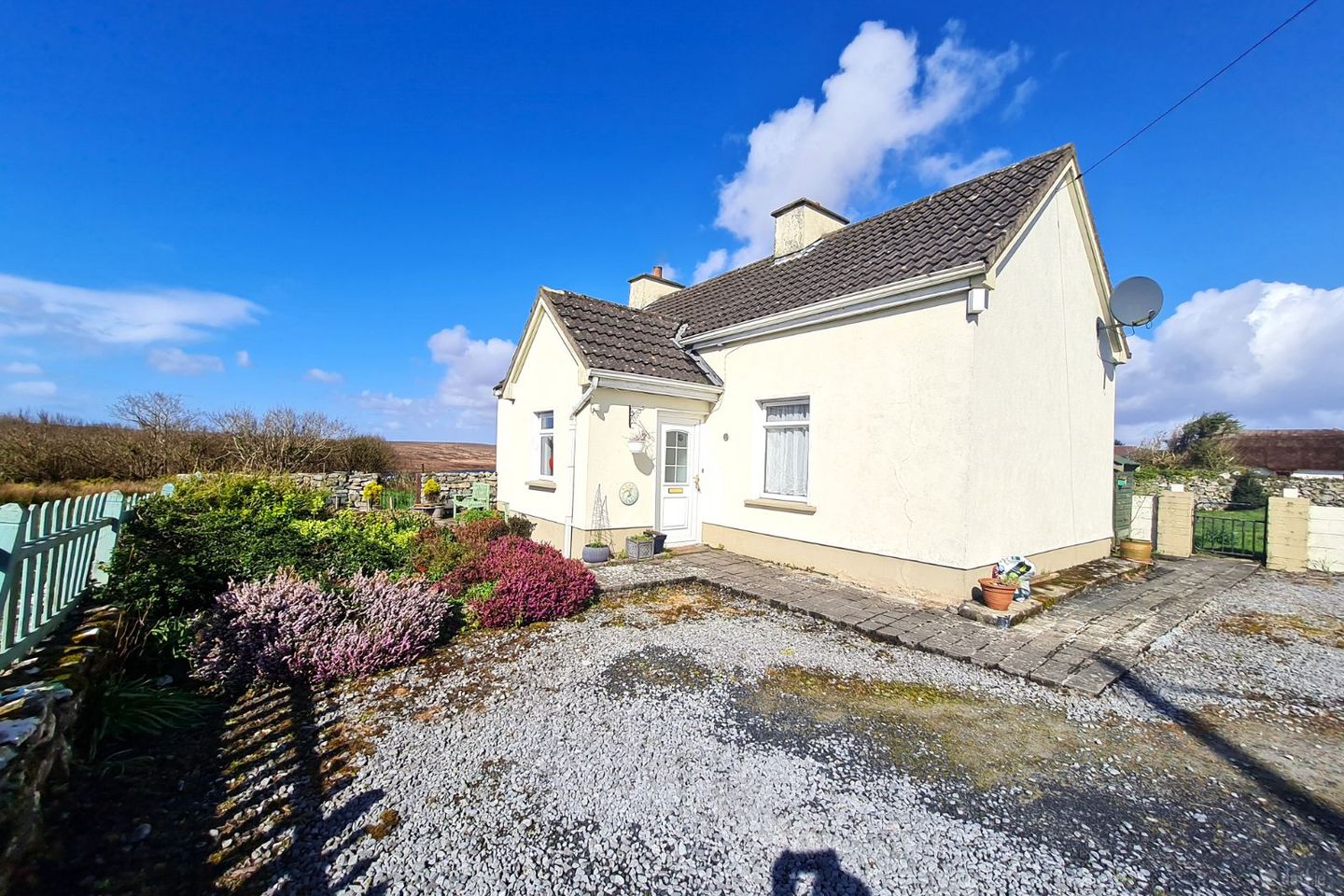 Hazelwood Cottage, Seanadh Gharráin, Spiddal, Co. Galway
