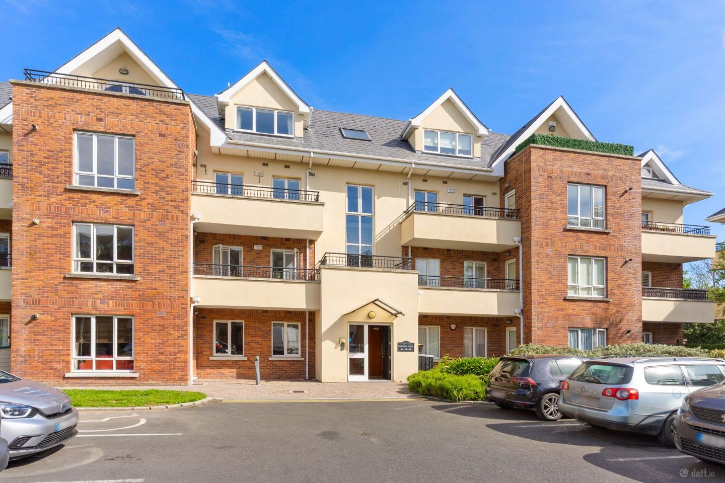 37 Ballintyre Square, Ballinteer, Co. Dublin, D16V745