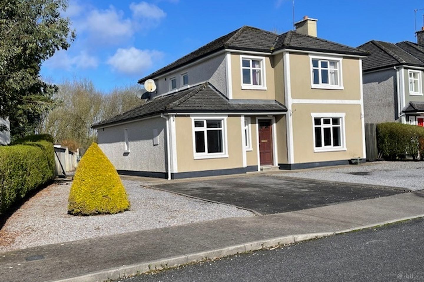 31 Kilkeevan Park, Castlerea, Co. Roscommon, F45F822