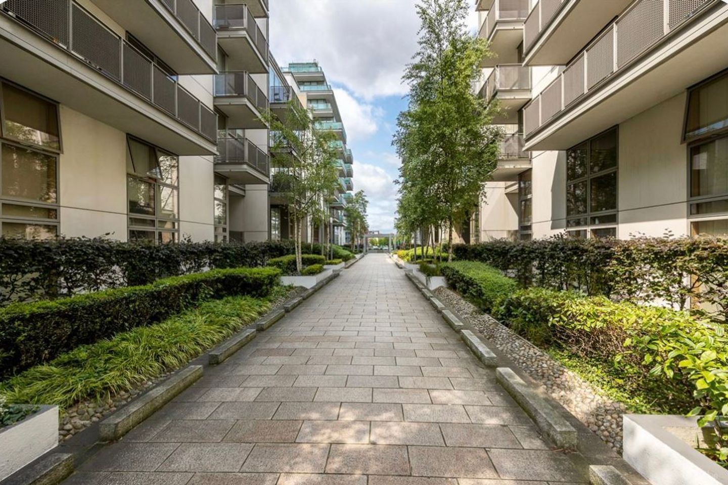 Apartment 3, Cope Bridge House, Spencer Dock, IFSC, Dublin 1