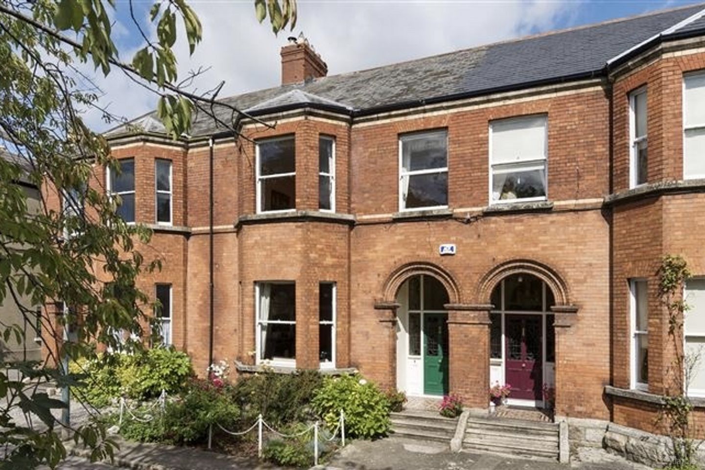 6 Fairfield Park, Rathgar, Co. Dublin
