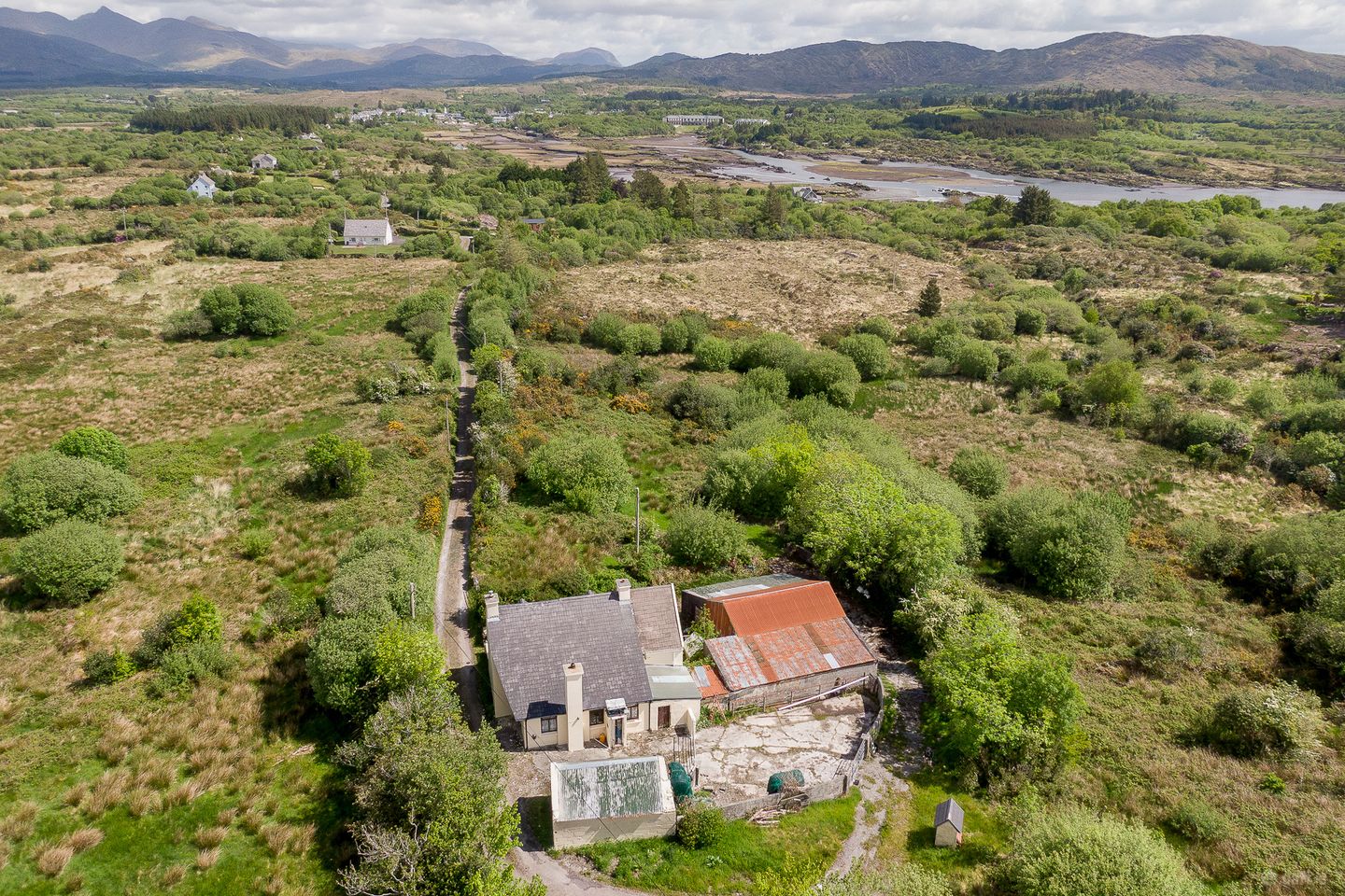 Derreenavurrig, Sneem, Co. Kerry, V93K5CX