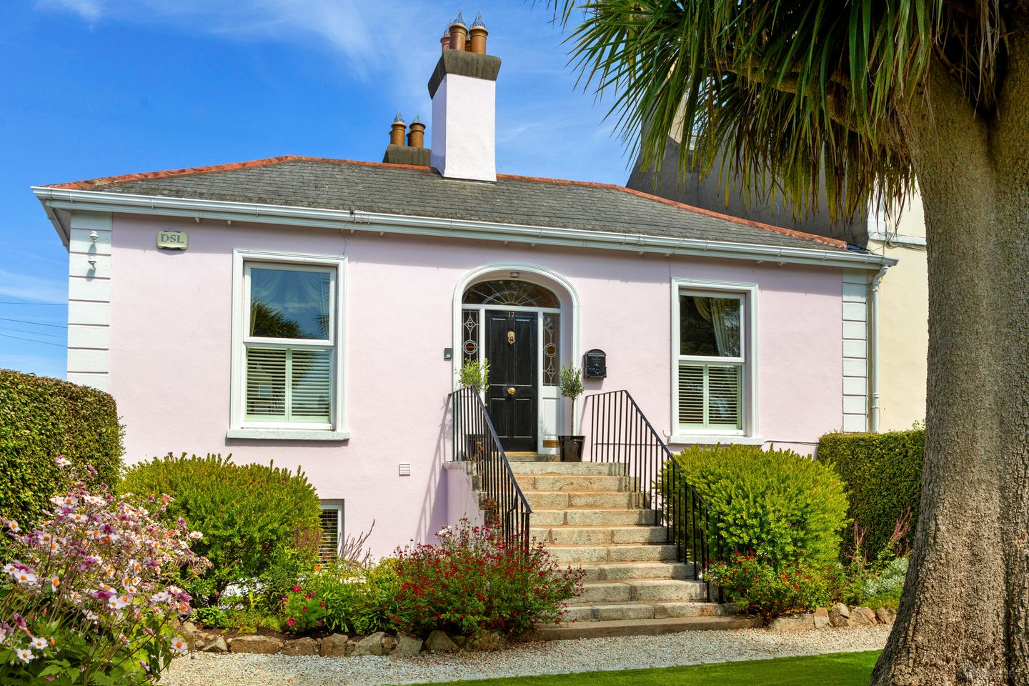 Raven Lodge, 17 Summerhill Road, Sandycove, Co Dublin, A96VX65