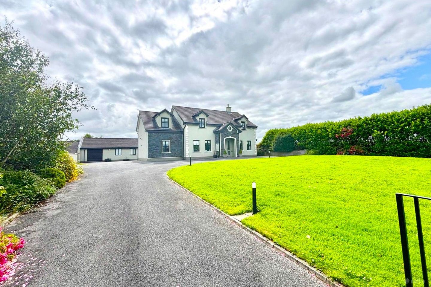 Tullinadaly, Tuam, Co. Galway, H54RK19