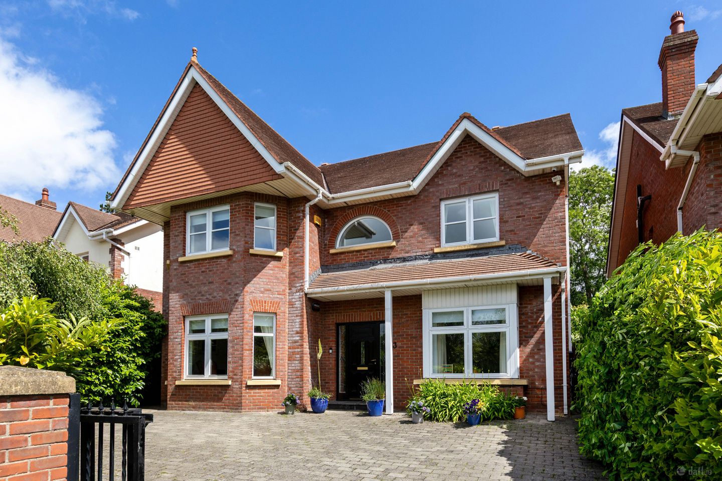 3 Pavilion Gate, Glenamuck Road, Foxrock, Dublin 18, D18R2H9