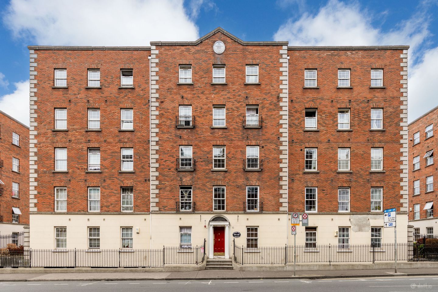 122 Custom Hall, Gardiner Street, Dublin 1, D01 WR23