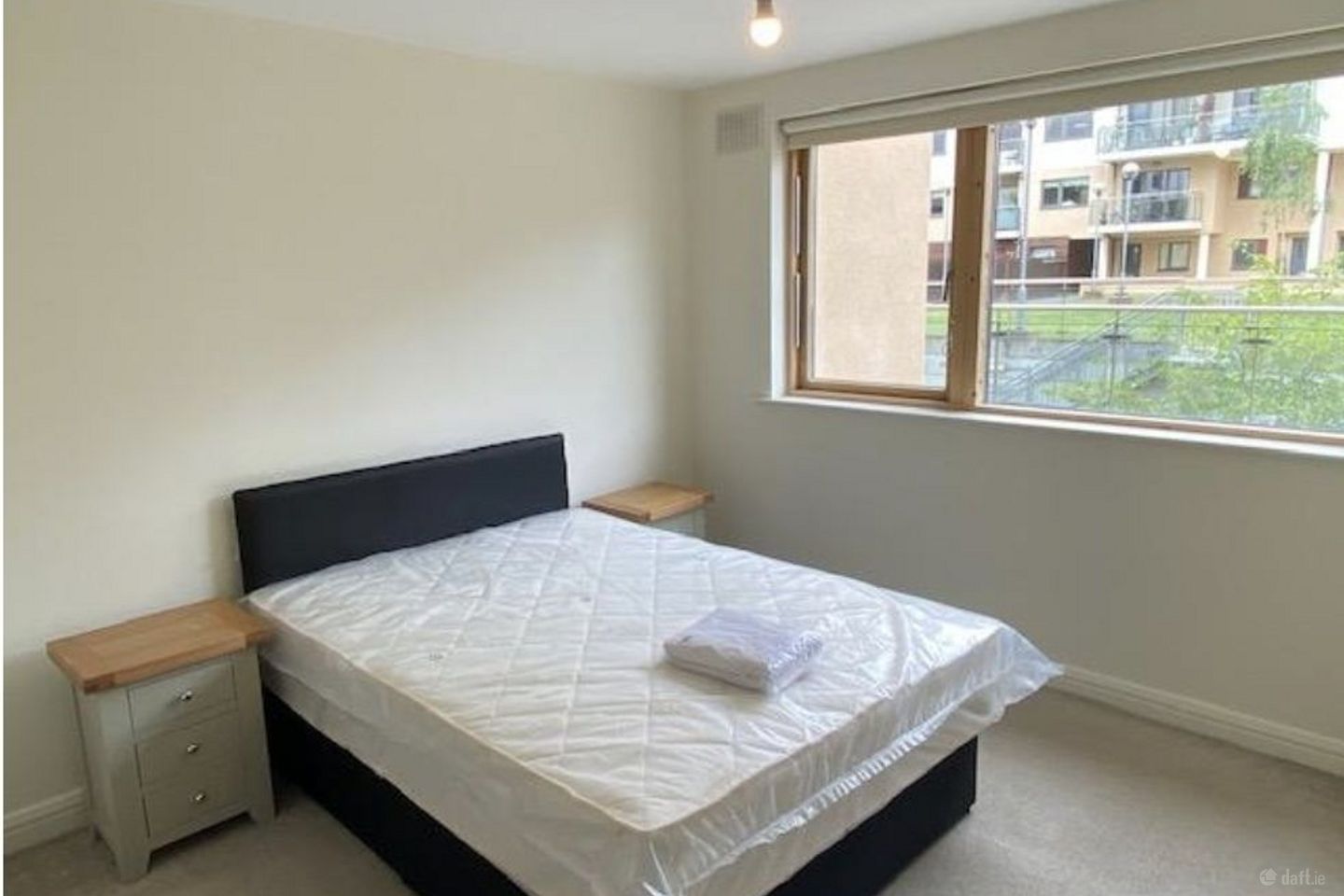 Shanowen Road , Dublin 9