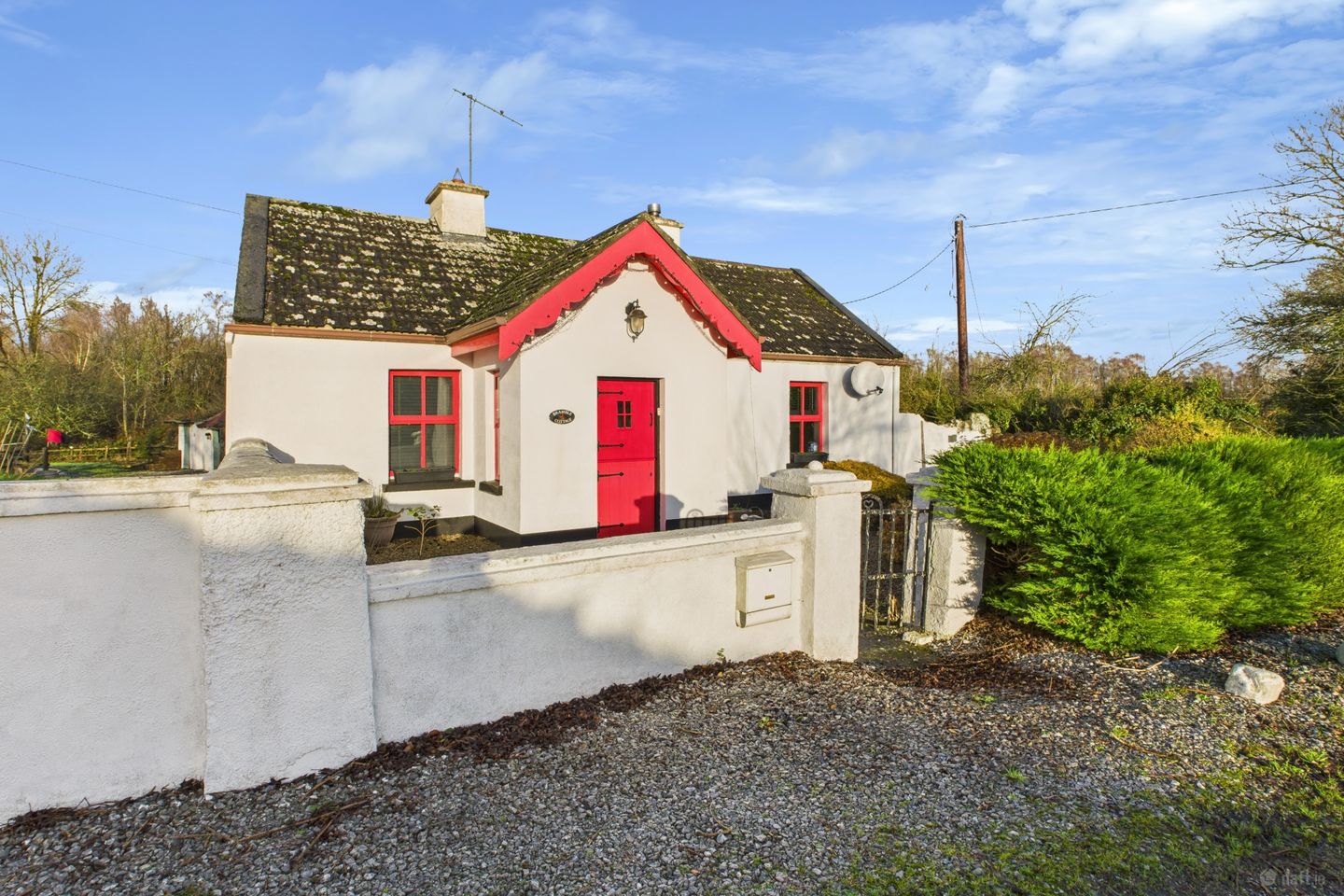 Bramble Cottage, Oghilly, Woodford, Co. Galway, H62XC52