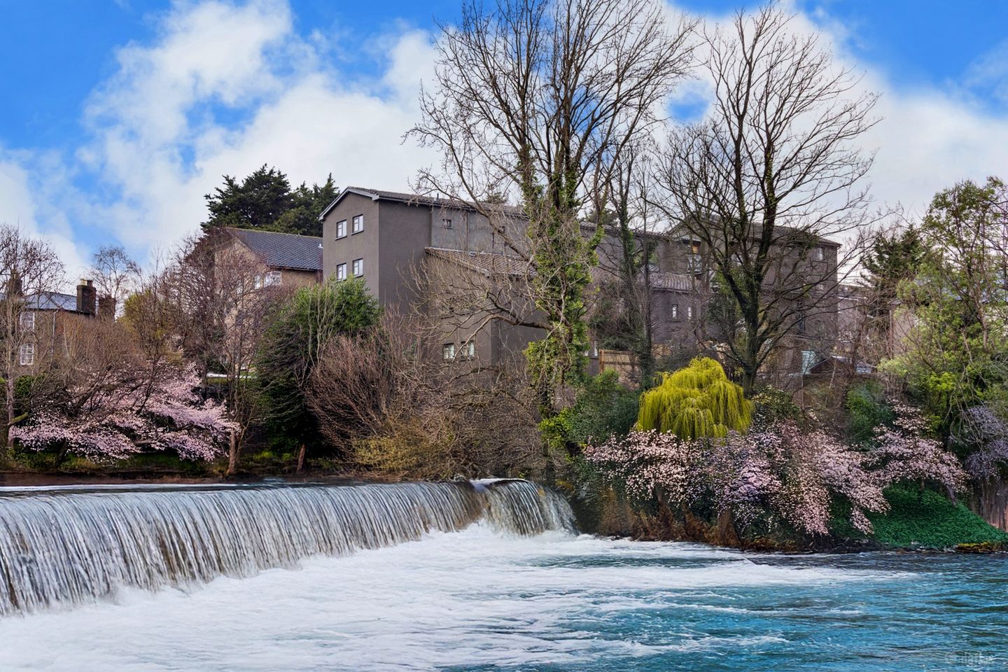 Apartment 8, Errigal House, Eglinton Court, Donnybrook, Dublin 4, D04DV22