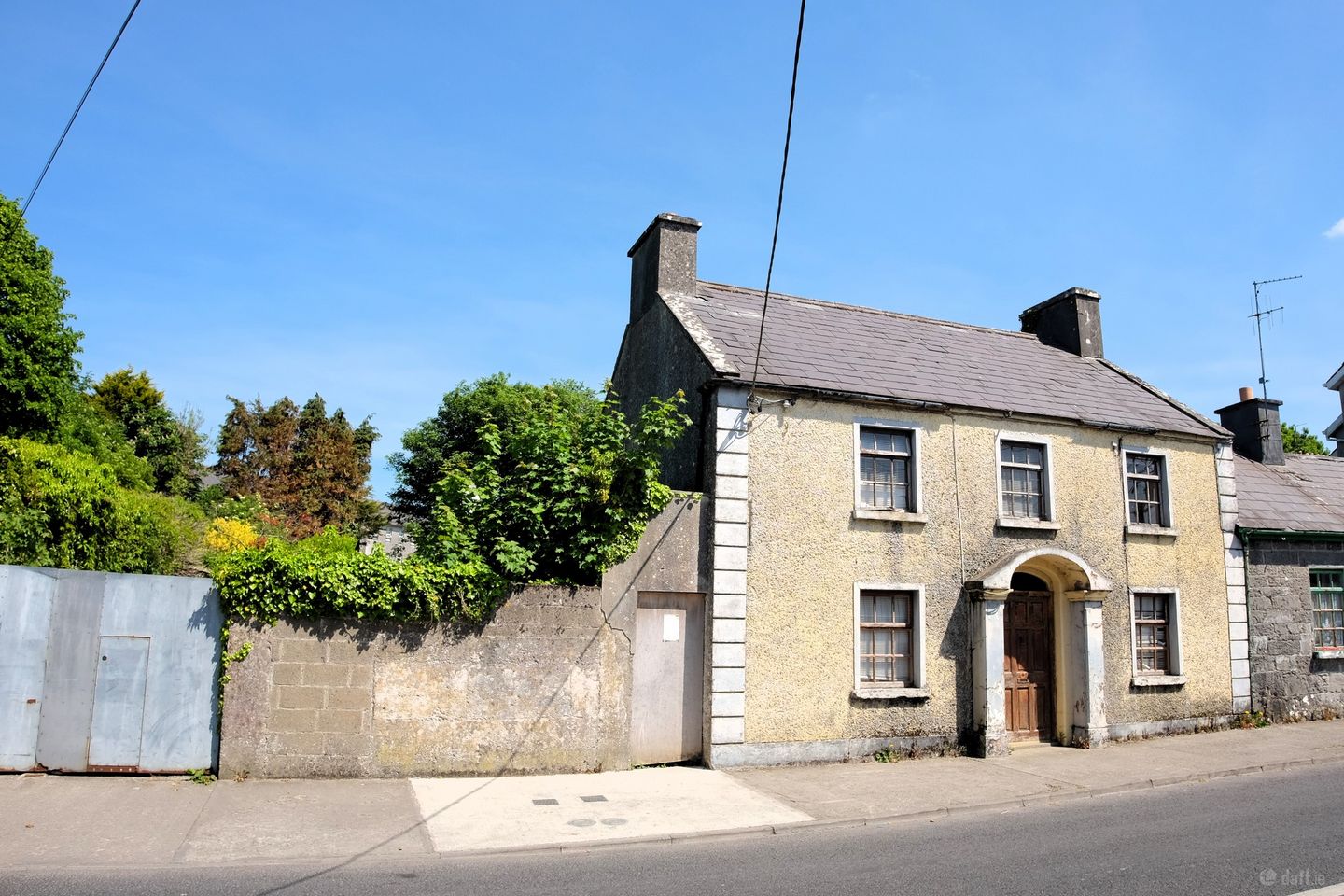 Cross Street, Loughrea, Co. Galway