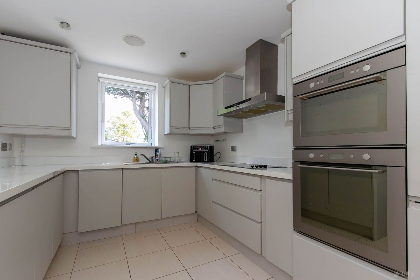 Apartment 7, Newpark, Newtownpark Avenue, Foxrock, Co. Dublin
