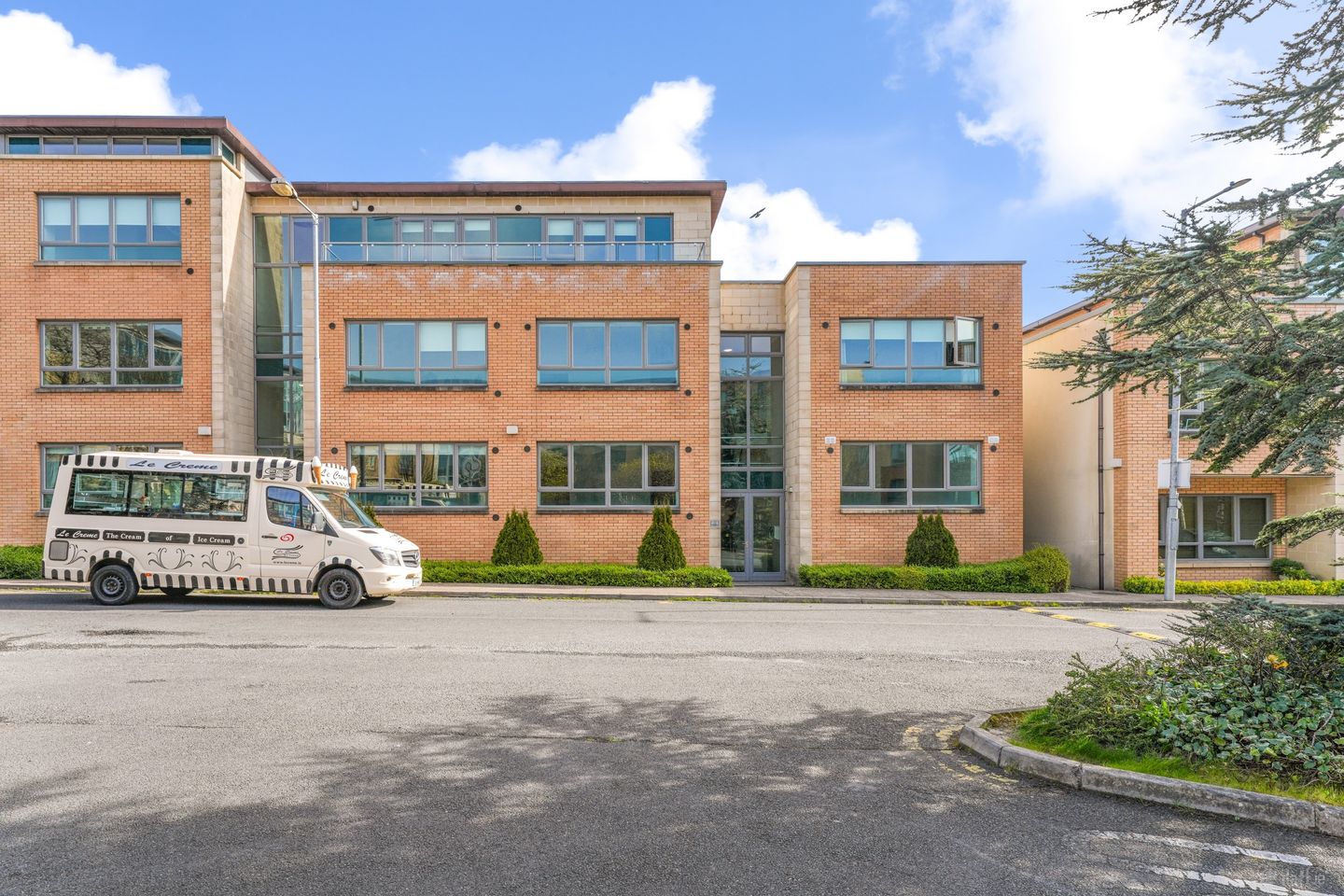 2 Garrison Mews, Cabinteely, Dublin 18