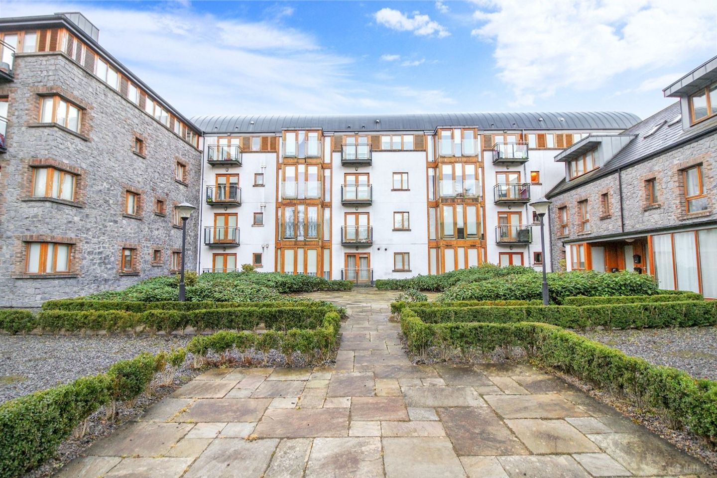 Camcor House,Railway Road,Birr,Co. Offaly, Birr, Co. Offaly, R42Y718