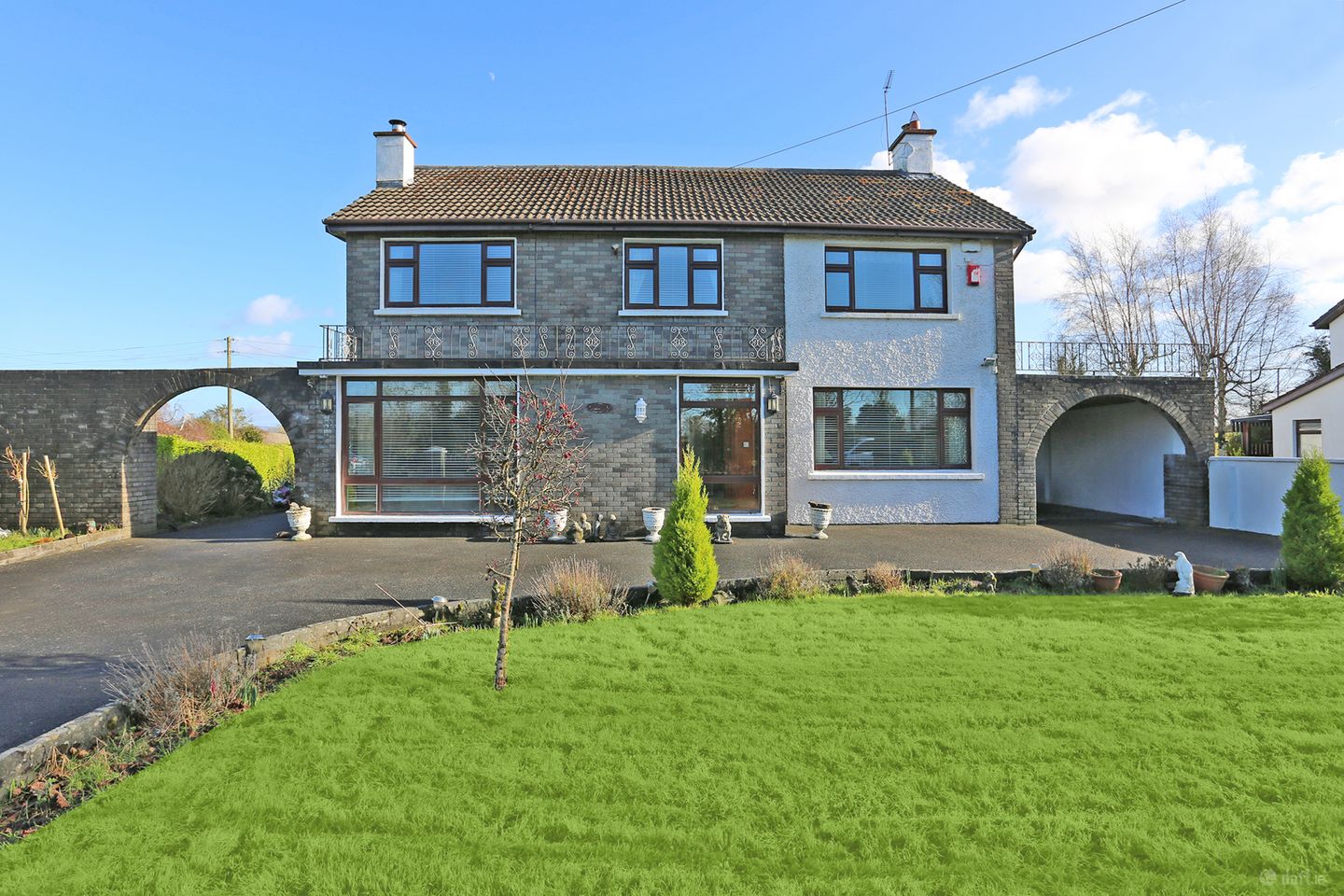 Glendon, Larkins Cross, Corbally, Co. Limerick, V94E1W8