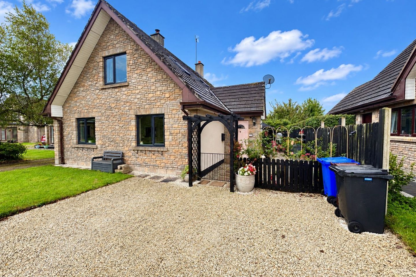 20a Renville Village, Renville, Oranmore, Co. Galway, H91E8DF