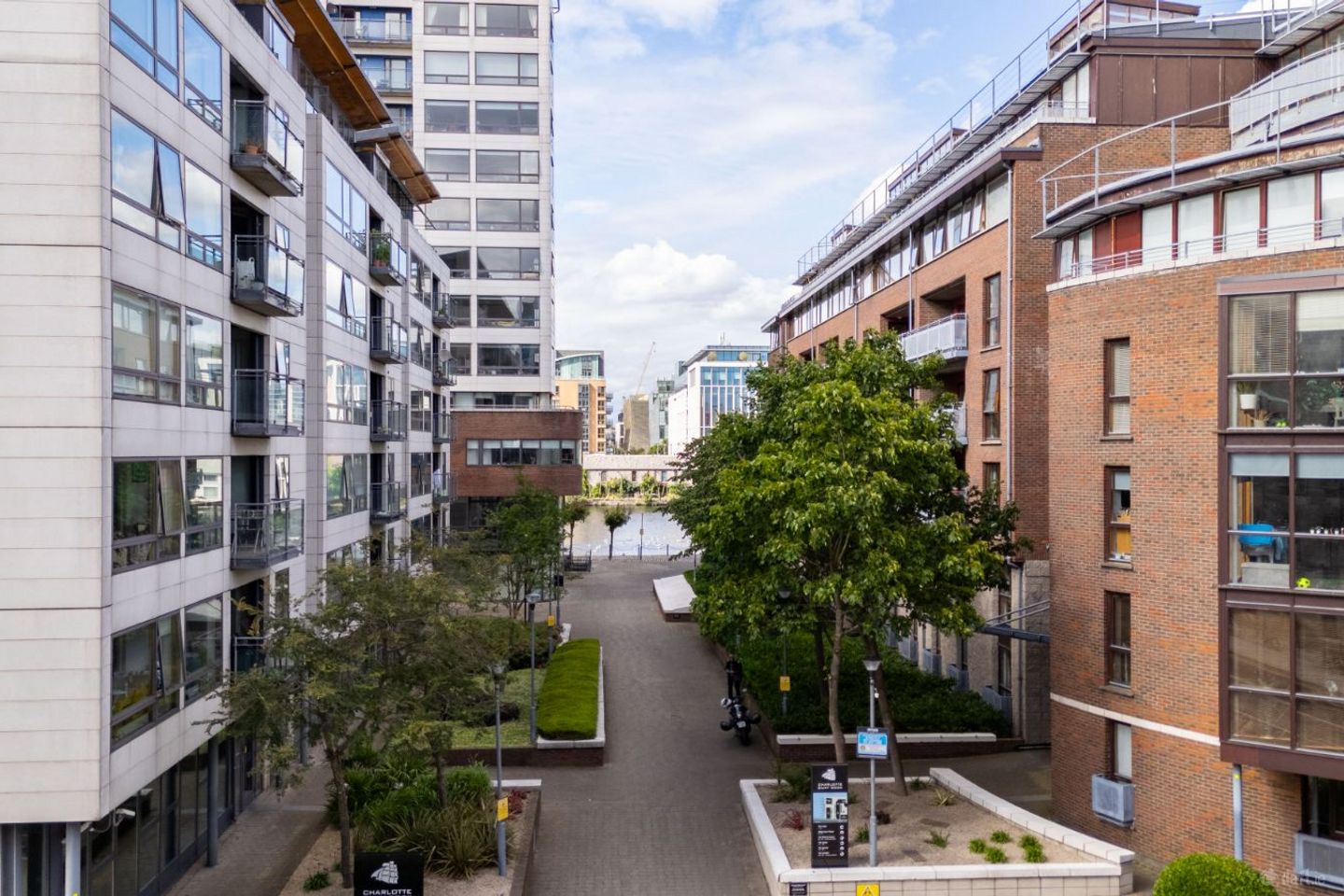 Apartment 14, The Locks, Charlotte Quay Dock, Hanover Quay, Dublin 4, D04W281