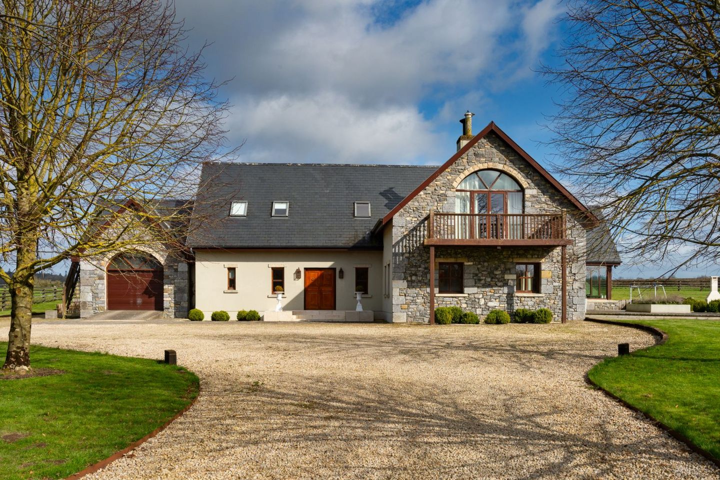 Emo Park, Emo, Killenard, Co. Laois, R32D5E5