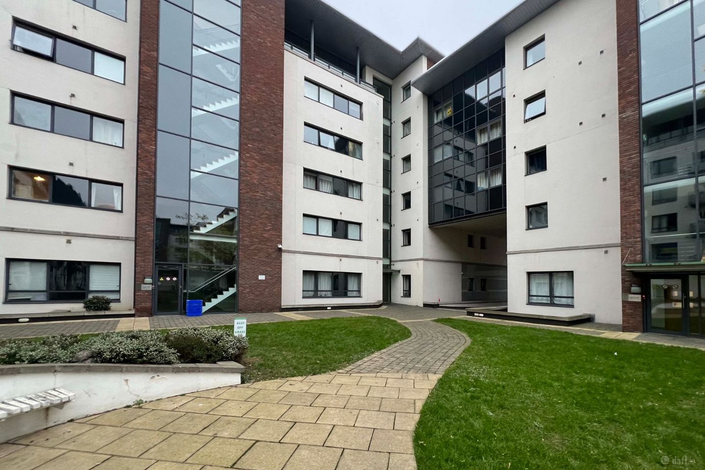 143 Shannon House, Custom House Square, Mayor Street Lower, IFSC, Dublin 1