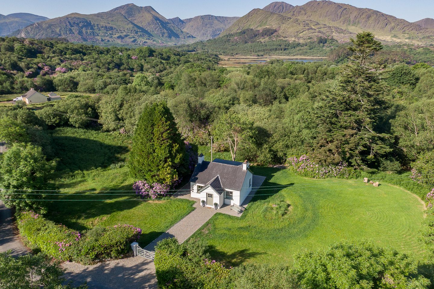Lauragh Cottage, Lauragh, Kenmare, Co. Kerry, V93P8P0
