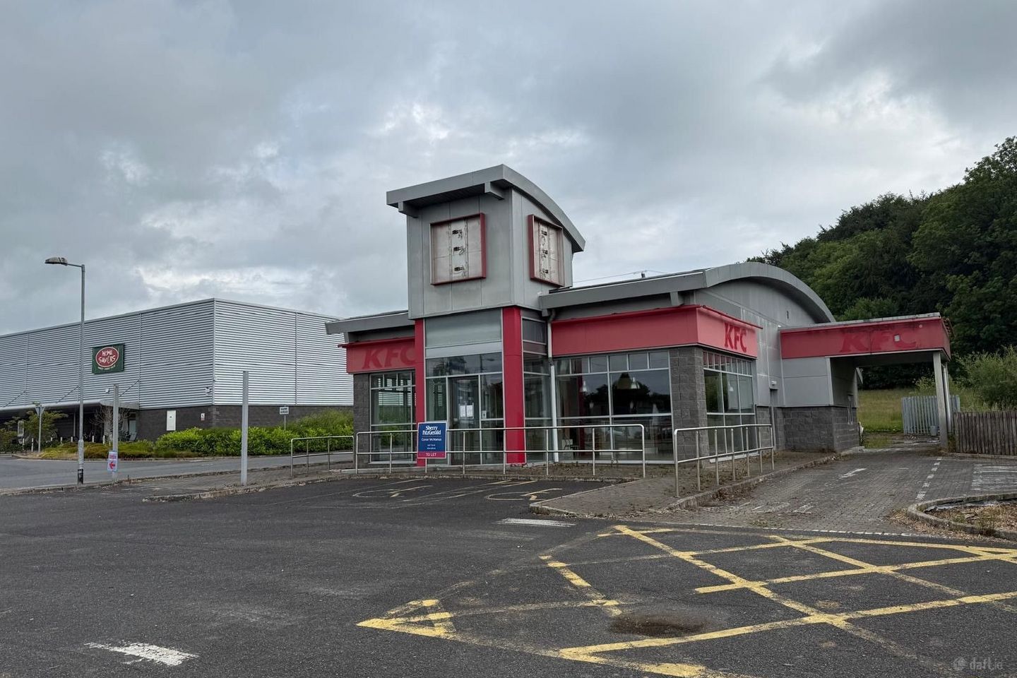 Monaghan Retail Park, Clones Road, Monaghan, Co. Monaghan