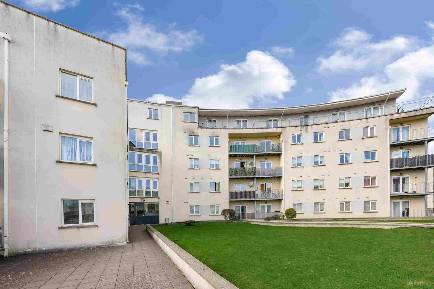 65, Block B, Aras na Cluaine, Clondalkin, Dublin 22